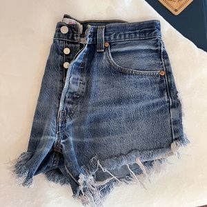 501 Levi Shorts